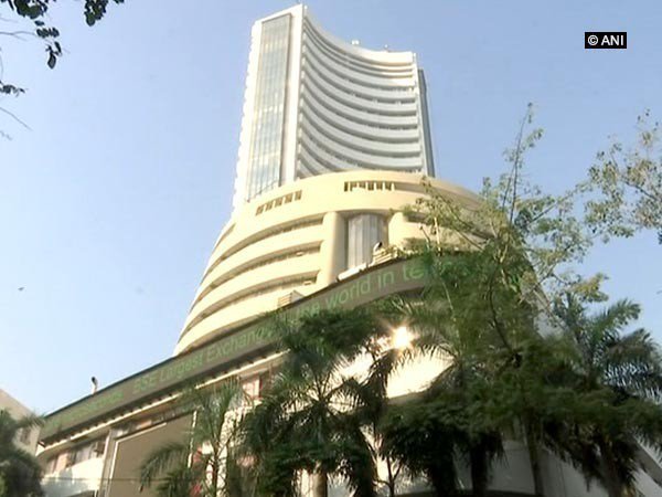 share market update Sensex down by over 440 points share market update Sensex down by over 440 points