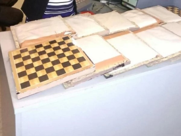 CISF seized 14 kg drugs from a foreign national last night at Delhi airport CISF seized 14 kg drugs from a foreign national last night at Delhi airport