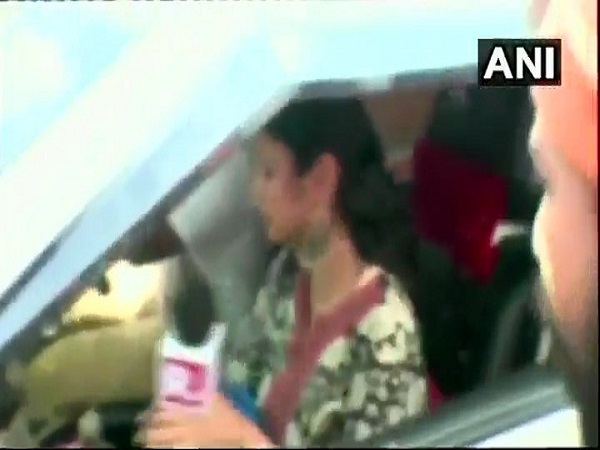 sabarimala temple: Protesters block and attack a woman journalists car in Kerala sabarimala temple: Protesters block and attack a woman journalists car in Kerala