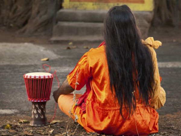 कॉल पर मिली थी बाबा की जानकारी