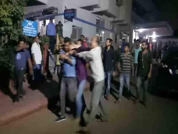 After death of the patient family members ruckus in hospital in lucknow After death of the patient family members ruckus in hospital in lucknow