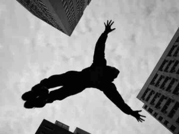 girl and boy jumped from 15th floor from apartment in ghaziabad girl and boy jumped from 15th floor from apartment in ghaziabad