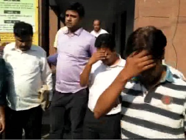 3 persons arrested over allegation of fake GST transactions of over Rs. 300 crore in delhi ncr 3 persons arrested over allegation of fake GST transactions of over Rs. 300 crore in delhi ncr