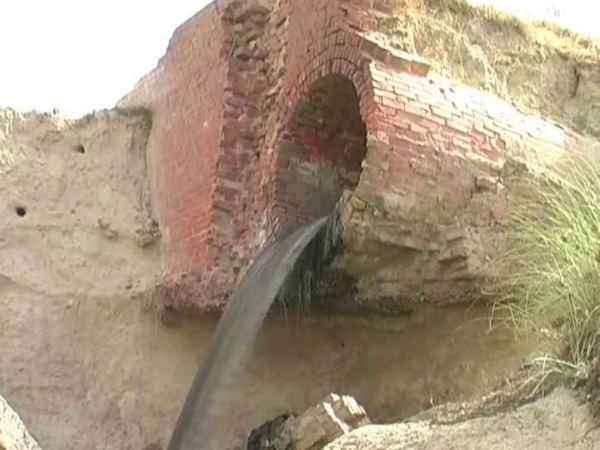 Scientists searched for cleaning the Ganga in Kanpur Scientists searched for cleaning the Ganga in Kanpur