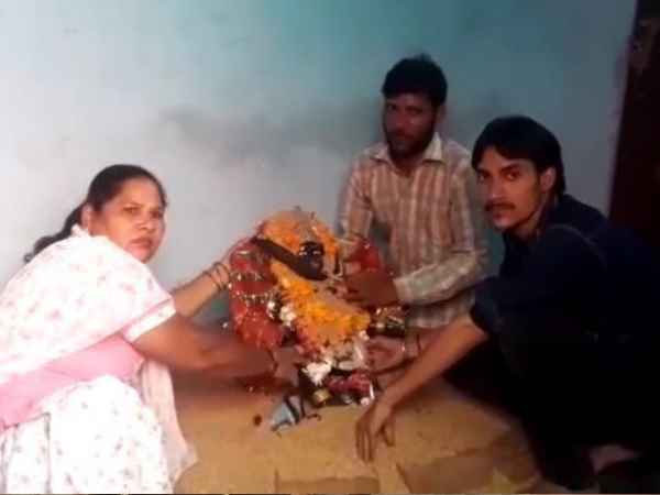 meerut 50 Dalit families give threat to change religion over temple dispute meerut 50 Dalit families give threat to change religion over temple dispute