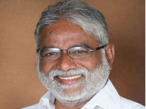 बेंगलुरू। कर्नाटक सरकार में बसपा कोटे से मंत्री एन महेश ने गुरुवार को अपने पद से इस्तीफा दे दिया है। उन्होंने कहा है कि वो निजी कारणों से इस्तीफा दे रहे हैं। महेश कर्नाटक में बहुजन समाज पार्टी के इकलौते विधायक हैं। कर्नाटक में जेडीएस और बसपा ने मिलकर इलेक्शन लड़ा था। चुनाव के बाद कांग्रेस के समर्थन से जेडीएस के एचडी कुमारस्वामी मुख्यमंत्री बने। गठबंधन सरकार में एन महेश को शिक्षा मंत्री बनाया गया था। कुछ समय पहले भी महेश ने सरकार के कामकाज से नाखुशी जाहिर की थी। मंत्री पद से इस्तीफा देने के बाद एन महेश ने कहा कि वह मंत्री पद से इस्तीफा दे रहे हैं लेकिन सरकार का समर्थन करते रहेंगे। उन्होंने कहा कि एक विधायक के तौर पर मैं काम करता रहूंगा। एन महेश ने कोल्लेगल सीट पर कांग्रेस उम्मीदवार एआर कृष्णामूर्ति को को हराकर चुनाव जीता था। महेश ने कहा है कि मेरे खिलाफ मेरी ही विधानसभा में दुष्प्रचार किया जा रहा है कि मैं लोगों से मिलता नहीं हूं और अपनी विधानसभा सीट कोल्लेगल पर ध्यान नहीं दे रहा हूं। ऐसे में मैं अब अपनी सीट पर ध्यान दूंगा। साथ ही लोकसभा चुनाव के लिए बसपा की जमीन मजबूत करूंगा। जेडीएस से किसी टकराव पर महेश ने कहा कि उनका समर्थन गठबंधन सरकार के साथ है और वह पांच सीटों पर तीन नवंबर को होने वाले उपचुनाव में जेडीएस के लिए प्रचार करेंगे। बेंगलुरू। कर्नाटक सरकार में बसपा कोटे से मंत्री एन महेश ने गुरुवार को अपने पद से इस्तीफा दे दिया है। उन्होंने कहा है कि वो निजी कारणों से इस्तीफा दे रहे हैं। महेश कर्नाटक में बहुजन समाज पार्टी के इकलौते विधायक हैं। कर्नाटक में जेडीएस और बसपा ने मिलकर इलेक्शन लड़ा था। चुनाव के बाद कांग्रेस के समर्थन से जेडीएस के एचडी कुमारस्वामी मुख्यमंत्री बने। गठबंधन सरकार में एन महेश को शिक्षा मंत्री बनाया गया था। कुछ समय पहले भी महेश ने सरकार के कामकाज से नाखुशी जाहिर की थी। मंत्री पद से इस्तीफा देने के बाद एन महेश ने कहा कि वह मंत्री पद से इस्तीफा दे रहे हैं लेकिन सरकार का समर्थन करते रहेंगे। उन्होंने कहा कि एक विधायक के तौर पर मैं काम करता रहूंगा। एन महेश ने कोल्लेगल सीट पर कांग्रेस उम्मीदवार एआर कृष्णामूर्ति को को हराकर चुनाव जीता था। महेश ने कहा है कि मेरे खिलाफ मेरी ही विधानसभा में दुष्प्रचार किया जा रहा है कि मैं लोगों से मिलता नहीं हूं और अपनी विधानसभा सीट कोल्लेगल पर ध्यान नहीं दे रहा हूं। ऐसे में मैं अब अपनी सीट पर ध्यान दूंगा। साथ ही लोकसभा चुनाव के लिए बसपा की जमीन मजबूत करूंगा। जेडीएस से किसी टकराव पर महेश ने कहा कि उनका समर्थन गठबंधन सरकार के साथ है और वह पांच सीटों पर तीन नवंबर को होने वाले उपचुनाव में जेडीएस के लिए प्रचार करेंगे।