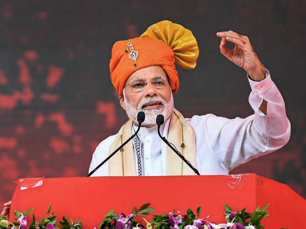 देश की सबसे हाई प्रोफाइल वाराणसी लोकसभा सीट पर मोदी के मुकाबले कोई नहीं