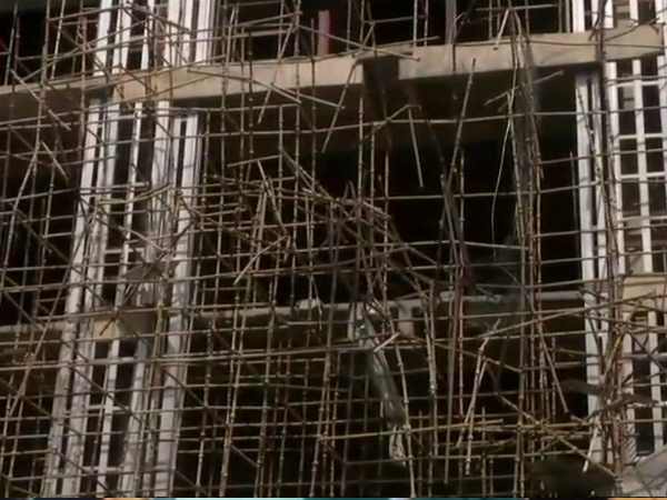 under construction site collapse in Noida Sector 39 4 labourers dead 5 injured under construction site collapse in Noida Sector 39 4 labourers dead 5 injured