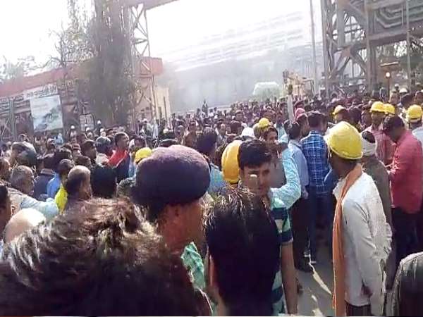 CISF jawan accused of beating labour CISF jawan accused of beating labour