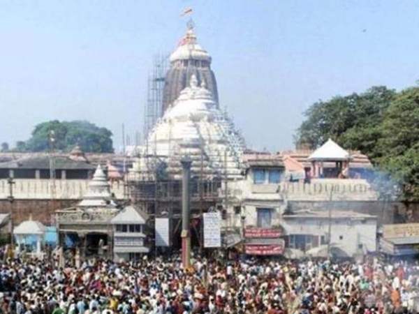 Supreme Court orders No policeman should enter Puri Jagannath temple with weapons shoes Supreme Court orders No policeman should enter Puri Jagannath temple with weapons shoes