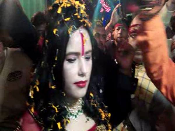 कौन हैं 'राधे मां'?