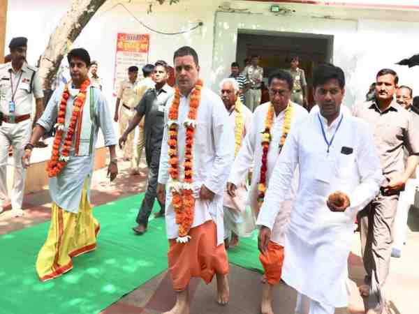 वित्त मंत्री पर साधा निशाना