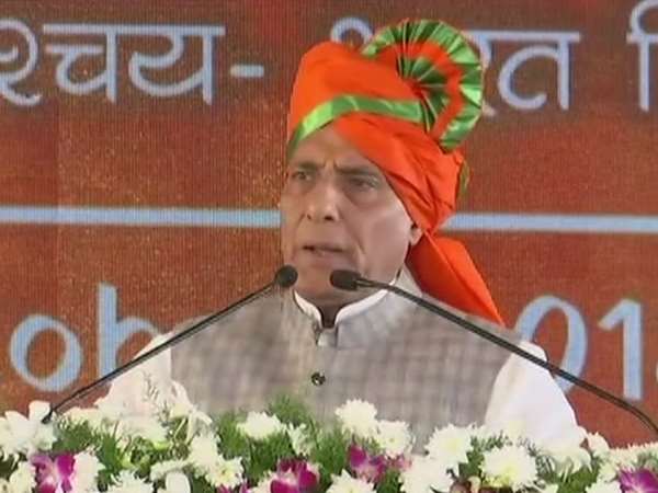 कांग्रेस के साथ जाने वाली पार्टियां बाद में मीटू कैंपेन चलाएंगी: राजनाथ सिंह कांग्रेस के साथ जाने वाली पार्टियां बाद में मीटू कैंपेन चलाएंगी: राजनाथ सिंह