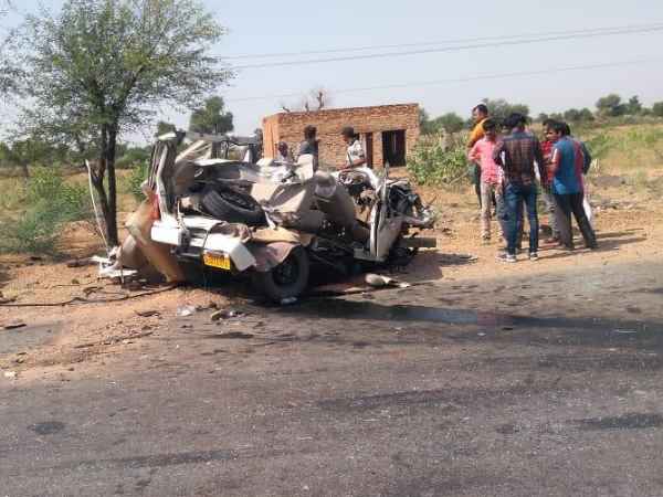 Three people died in accident in Nagaur Three people died in accident in Nagaur