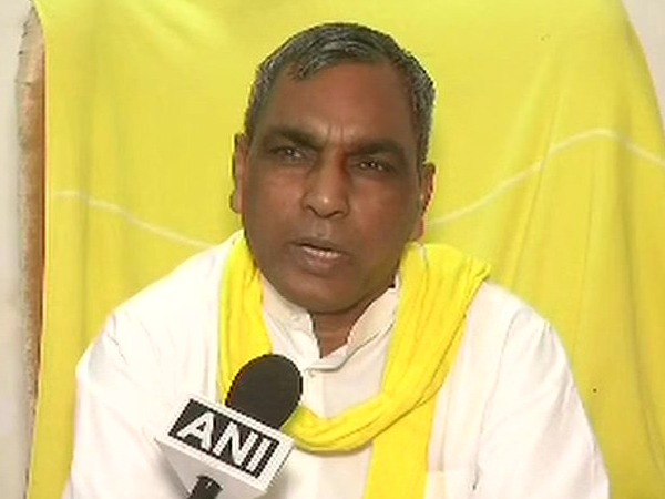 वह बीजेपी के लिए काम करना शुरू कर चुके हैं