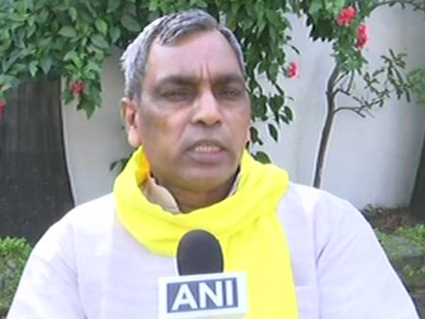 UP Minister Om Prakash Rajbhar on Giriraj Singh Mughals connected name changed statement UP Minister Om Prakash Rajbhar on Giriraj Singh Mughals connected name changed statement
