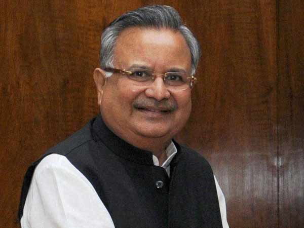सूर्य भाग्येश होकर दशम स्थान में शनि के साथ बैठा है