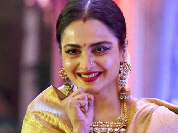 रेखा का हुआ यौन शोषण