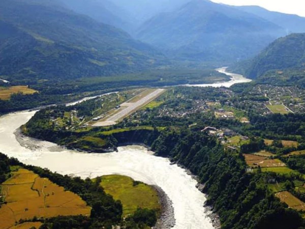 32 NDRF teams on high alert due to blockage in Brahmaputra River in Tibet 32 NDRF teams on high alert due to blockage in Brahmaputra River in Tibet