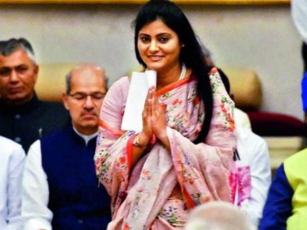 minister anupriya patel office many employee resign minister anupriya patel office many employee resign
