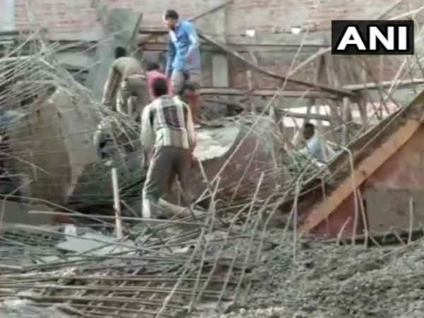 under construction building has collapsed in Shahjahanpur under construction building has collapsed in Shahjahanpur