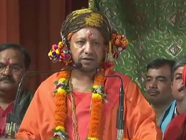 रामलीलाओं की भव्यता के साथ-साछ समाज के इस भव्य मंदिर को भीउसी रूप में बनाने की तैयारी हमें करनी चाहिए। जिस प्रकार से भव्य मंदिर के रूप में रामलीला का आयोजन हम करते हैं। रामलीलाओं की भव्यता के साथ-साछ समाज के इस भव्य मंदिर को भीउसी रूप में बनाने की तैयारी हमें करनी चाहिए। जिस प्रकार से भव्य मंदिर के रूप में रामलीला का आयोजन हम करते हैं।