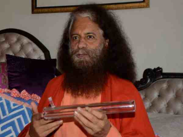 यूपी: कुंभ मेले में आपको देखने को मिलेगी गोबर और गंगाजल से लकड़ी बनाने की मशीन, पर्यावर्ण संरक्षण है मुख्य वजह यूपी: कुंभ मेले में आपको देखने को मिलेगी गोबर और गंगाजल से लकड़ी बनाने की मशीन, पर्यावर्ण संरक्षण है मुख्य वजह
