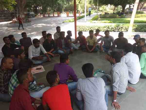 यूपी: सिर्फ चुनावों के वक्त याद आता है राम मंदिर, केंद्र व राज्य सरकार को जनता सिखाएगी सबक: नारायणी सेना यूपी: सिर्फ चुनावों के वक्त याद आता है राम मंदिर, केंद्र व राज्य सरकार को जनता सिखाएगी सबक: नारायणी सेना