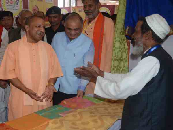 यूपी: इस योजना के तहत दिसंबर तक 10 लाख लोगों को मिलने वाला है रोजगार, योगी ने किया ऐलान यूपी: इस योजना के तहत दिसंबर तक 10 लाख लोगों को मिलने वाला है रोजगार, योगी ने किया ऐलान