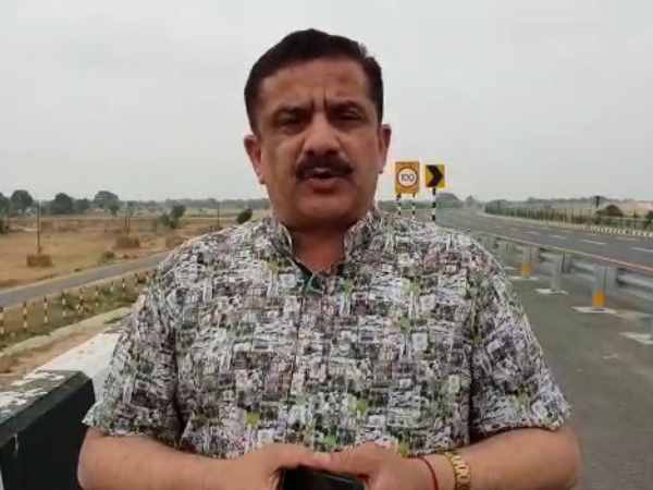 Waseem Rizvi gave a big statement on Congress president Rahul Gandhi Waseem Rizvi gave a big statement on Congress president Rahul Gandhi