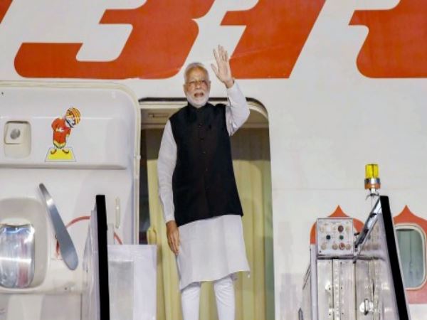 G20 शिखर सम्मेलन में भाग लेने के लिए पीएम अर्जेंटीना रवाना G20 शिखर सम्मेलन में भाग लेने के लिए पीएम अर्जेंटीना रवाना