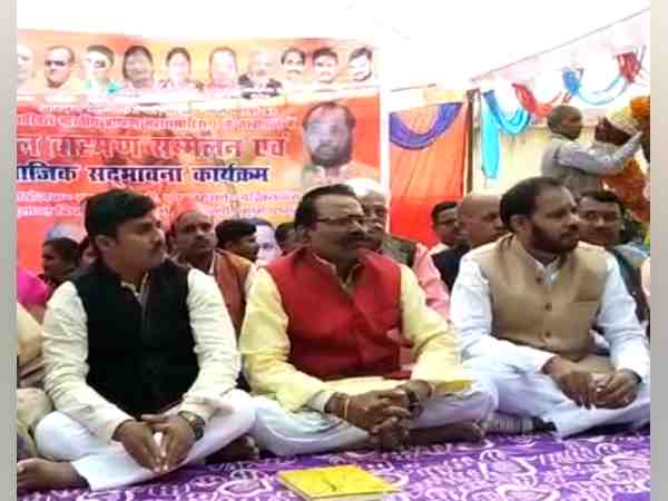 Brahmin voter angry with congress and bjp in amethi Brahmin voter angry with congress and bjp in amethi