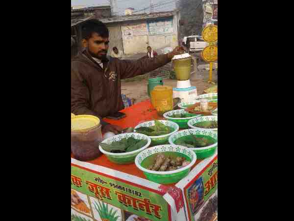 bareily man earning handsome income who is inspired by pm modi pakoda idea bareily man earning handsome income who is inspired by pm modi pakoda idea