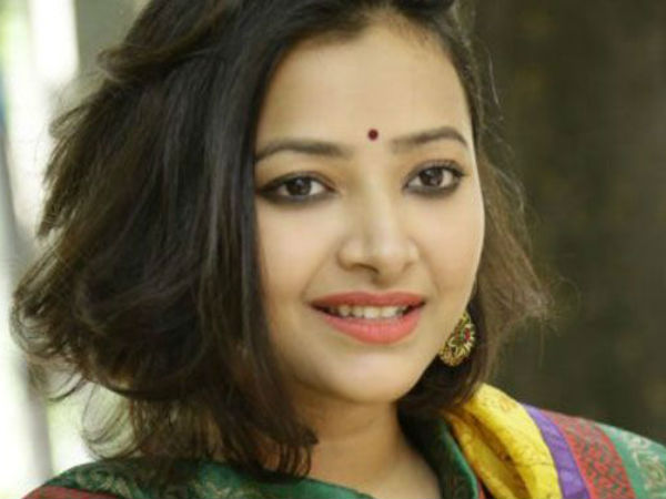 चेहरे पर भी सभी 12 राशियों के चिन्ह मौजूद रहते हैं