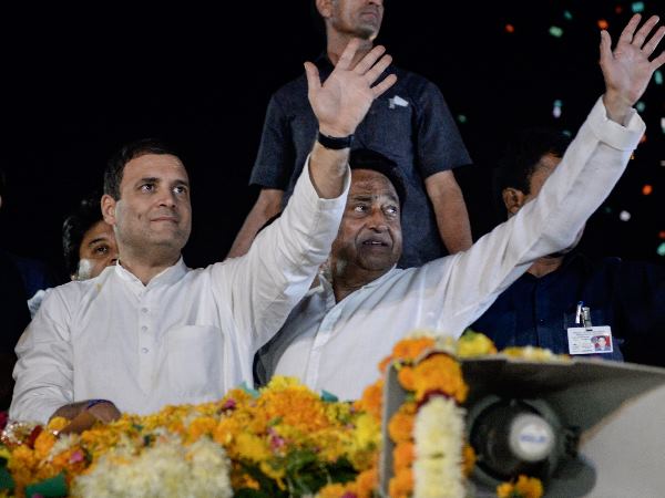 रिजल्ट को लेकर क्या कह रहे हैं दूसरे पोल?