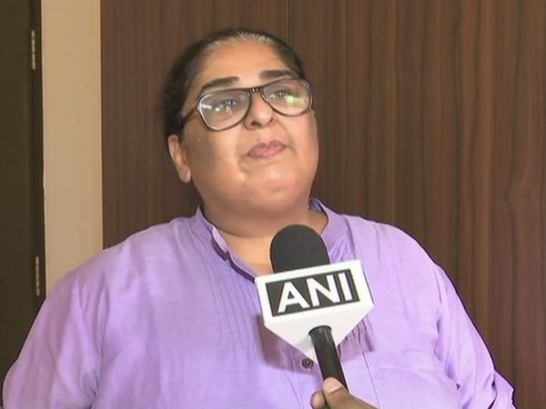विंता नंदा ने कहा, 'थोड़ा तो पश्चाताप दिखाओ'