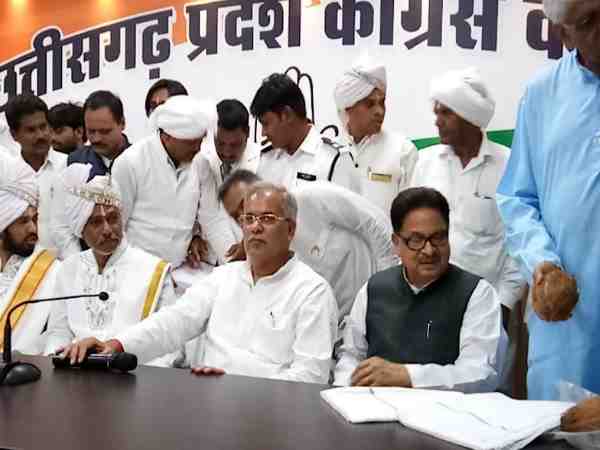 big jolt to bjp as baba baladas quits and joins congress big jolt to bjp as baba baladas quits and joins congress
