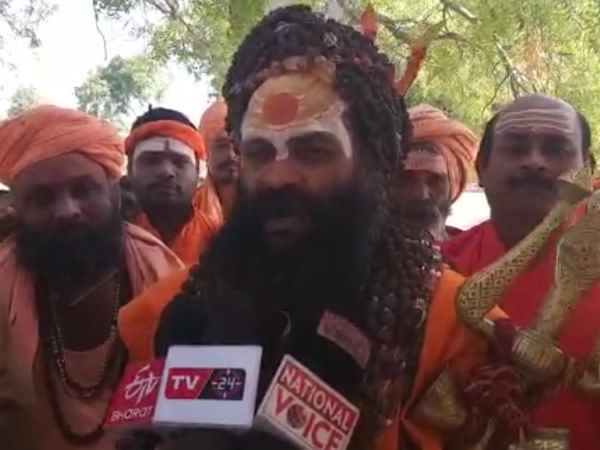 Mauni Maharaj spoke on Uddhav Thackeray Mauni Maharaj spoke on Uddhav Thackeray