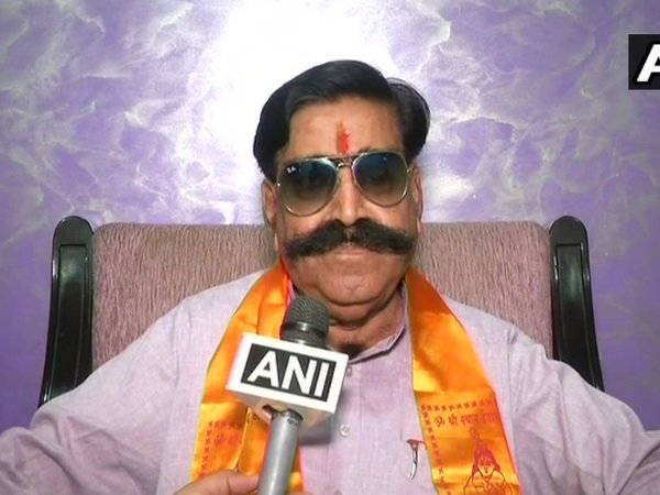 लव जिहाद पर बिगड़े बोल