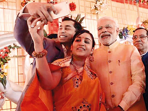 अपर्णा यादव अपर्णा यादव