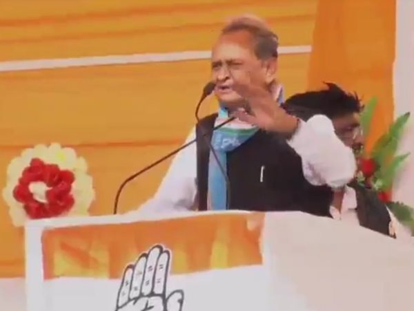 मोदी जैसी भाषा पहले नहीं बोली गई