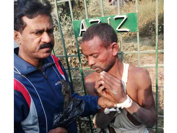 A badmash tried to killed a 4 year old girl for bali at nalanda A badmash tried to killed a 4 year old girl for bali at nalanda