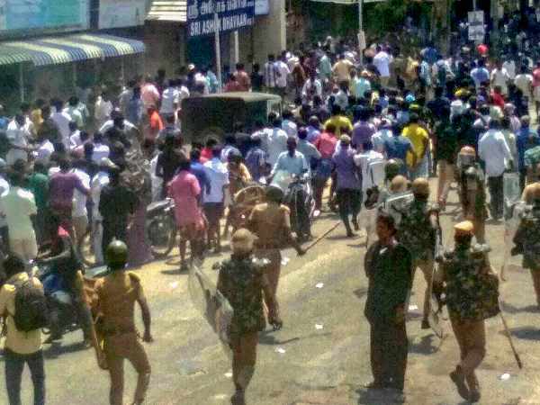 tuticorin firing CBI registers case of dacoity robbery against Tamil Nadu police tuticorin firing CBI registers case of dacoity robbery against Tamil Nadu police