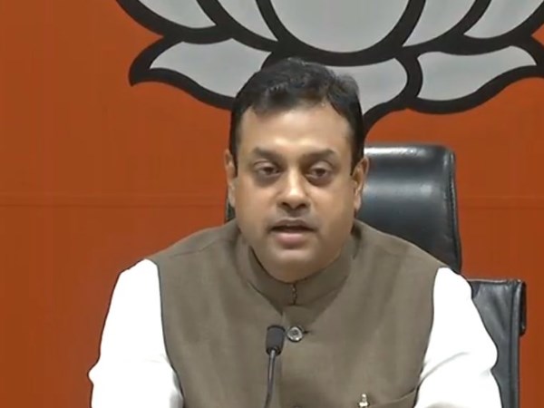नोटबंदी के दो वर्षों बाद में भी कांग्रेस के लोगों में जो हडकंप मचा हुआ है