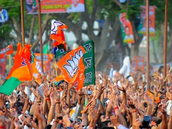 सुदेश राय की संपत्ति 564 प्रतिशत बढ़ी