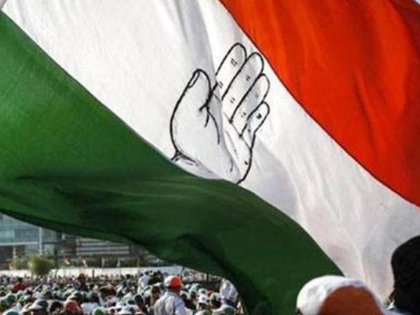 मध्य प्रदेश: टिकट ना मिलने से नाराज कार्यकर्ताओं ने कांग्रेस से की बगावत, लड़ेंगे निर्दलीय चुनाव मध्य प्रदेश: टिकट ना मिलने से नाराज कार्यकर्ताओं ने कांग्रेस से की बगावत, लड़ेंगे निर्दलीय चुनाव