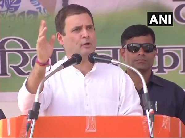 राफेल को लेकर फिर बोला पीएम मोदी पर हमला