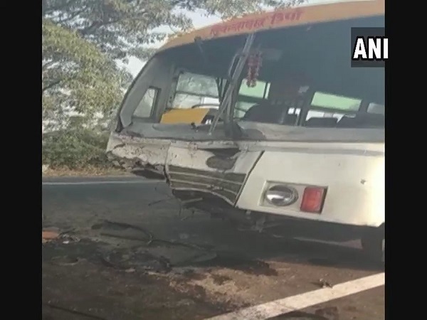 sambhal bus accident 6 people dead and 13 injured sambhal bus accident 6 people dead and 13 injured