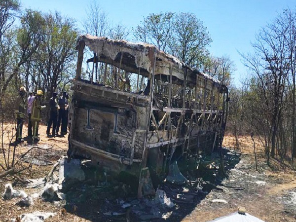 42 killed in Zimbabwe as bus catches fire, says police 42 killed in Zimbabwe as bus catches fire, says police