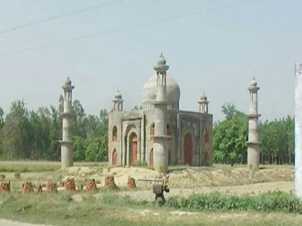 अखिलेश ने लखनऊ बुलवाकर की थी तारीफ